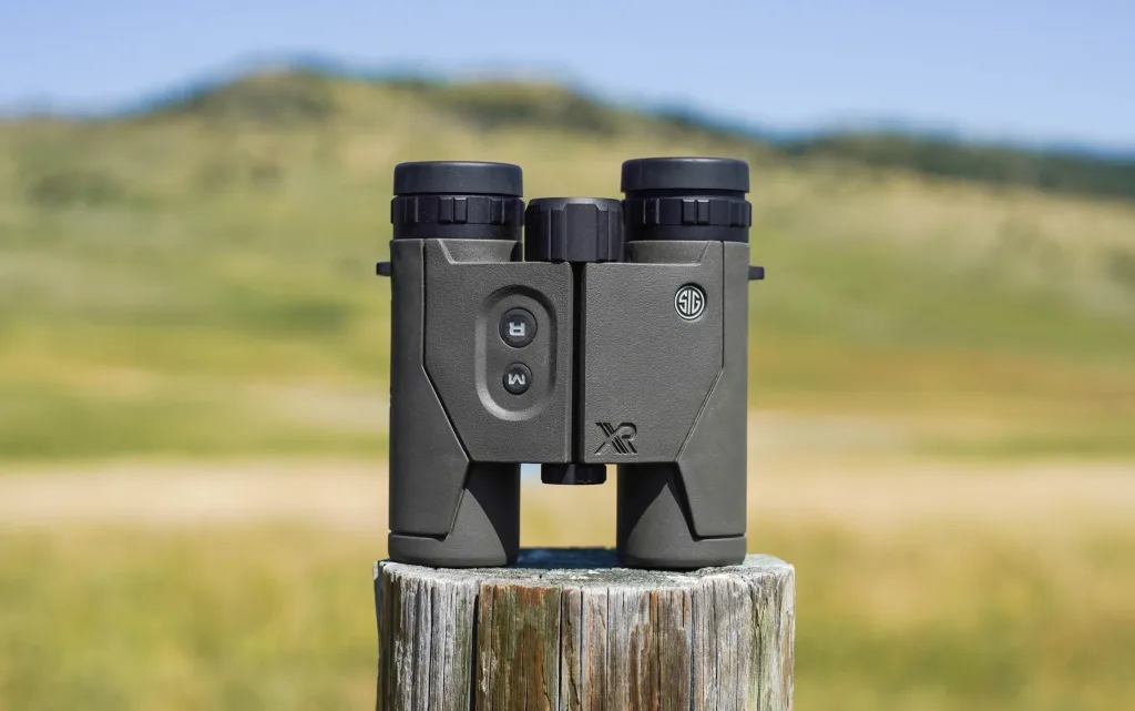 Advantages of Range Finding Binoculars