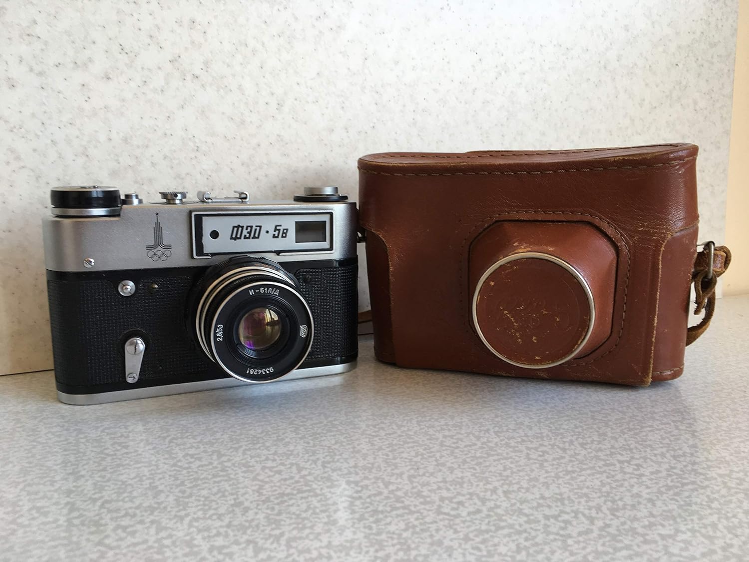 FED-5B USSR Soviet Union Russian 35 mm RF Leica Copy Film Camera